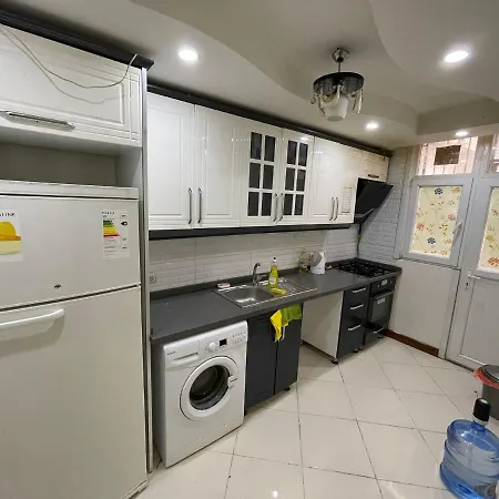 Private Room In Attractive Cozy Apartment דירה *