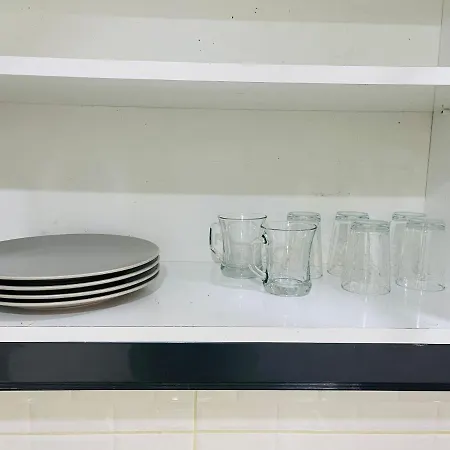 Private Room In Attractive Cozy Apartment דירה *